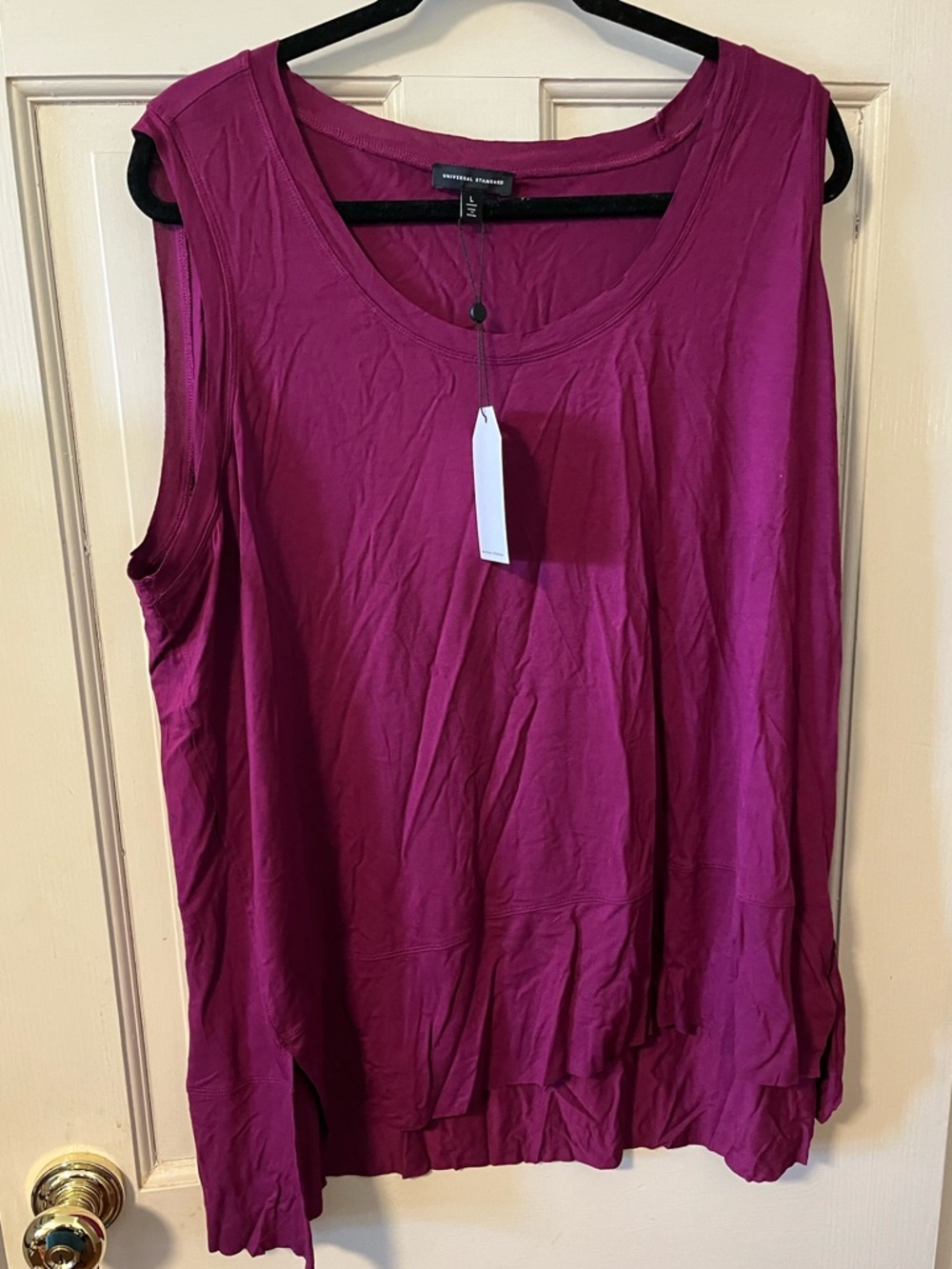 NWT Universal Standard Magenta Scoop Neck hi/low Sleeveless Tank, size 22/24